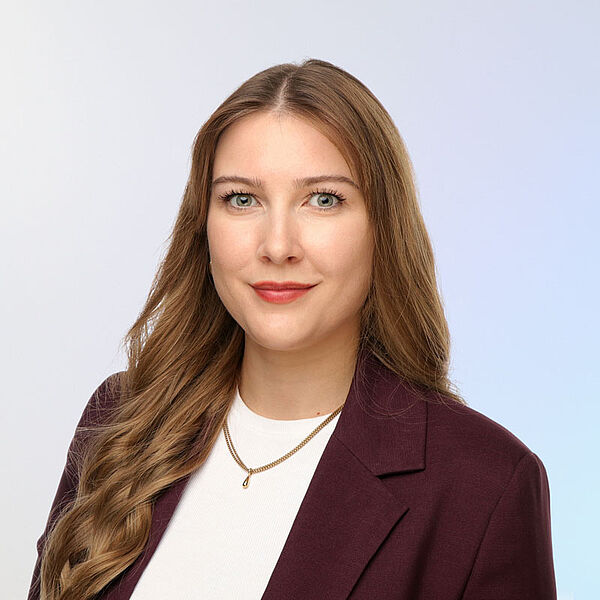 Nicole Deis